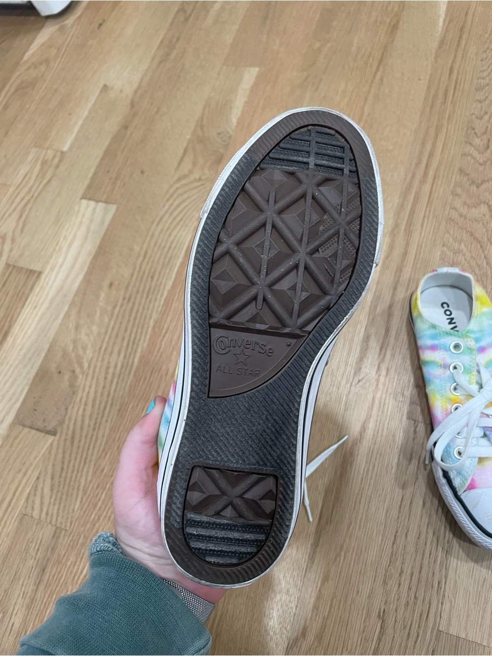 Converse Low Top Tie-Dye Canvas Sneakers 6.5 - Picture 3 of 4